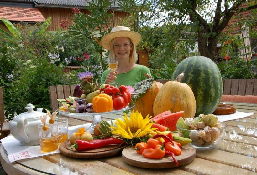 Отель Bauernhof Flucher Plaschg