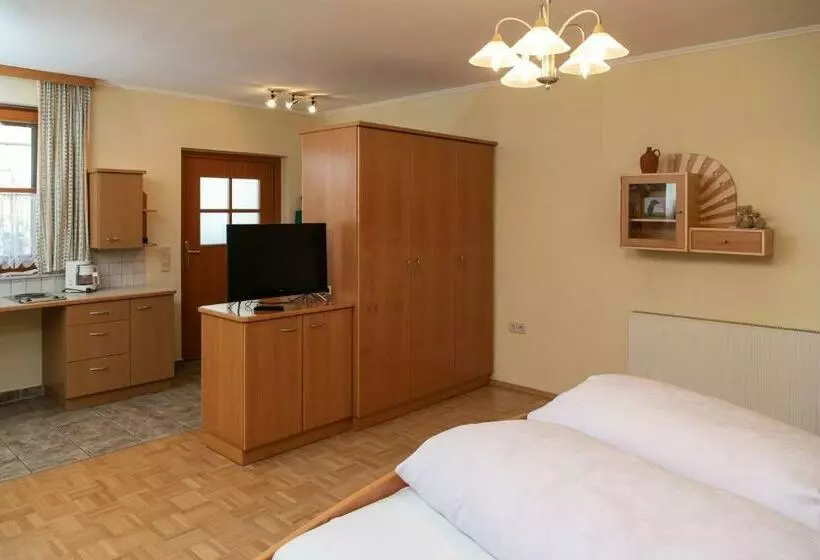 ホテル Bauernhof Flucher Plaschg