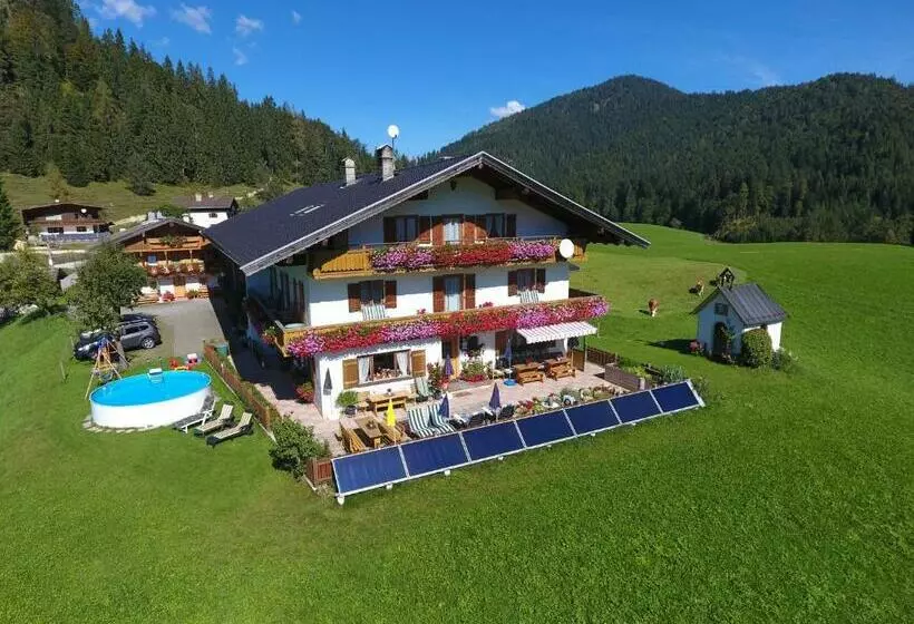هتل Bichlhof Riedenberg