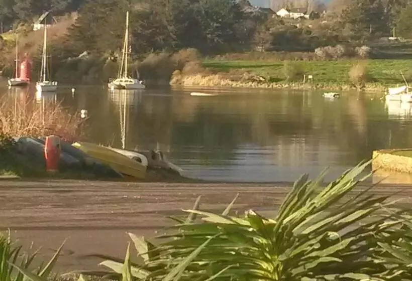 Majatalo Chambres D Hôtes Vue Mer Entre Plestin Les Grèves Et Locquirec