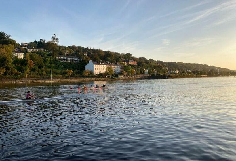 مبيت وإفطار Blackrock Carole Ville Guesthouse