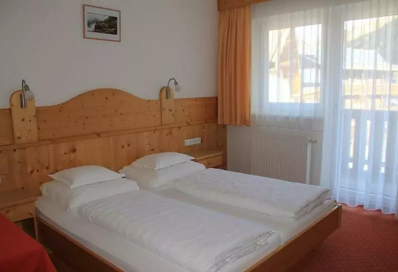 Aamiaismajoitus (B&B) Martinshof