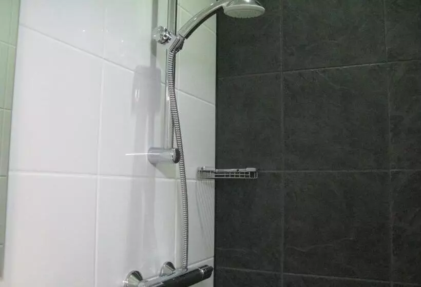 Bed & Breakfast Pension Zee En Duinzicht