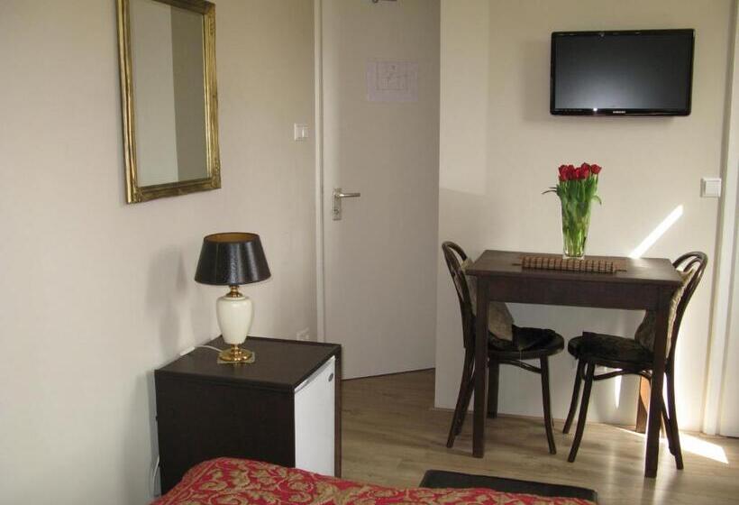 צימר Pension Zee En Duinzicht