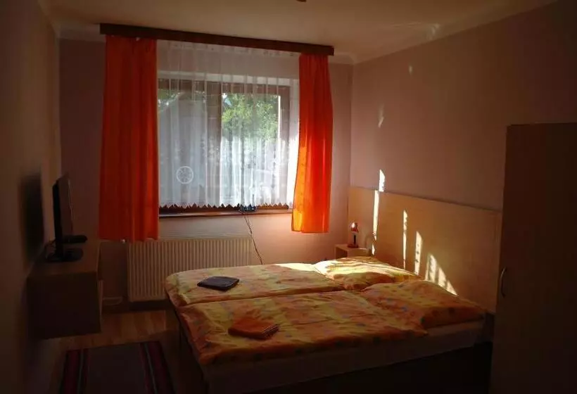 Aamiaismajoitus (B&B) Penzion Jaraba