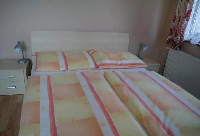 Aamiaismajoitus (B&B) Penzion Jaraba