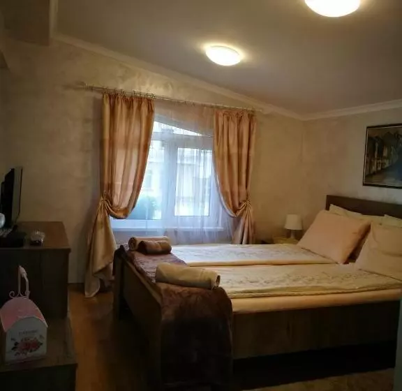 Hotel Paradise