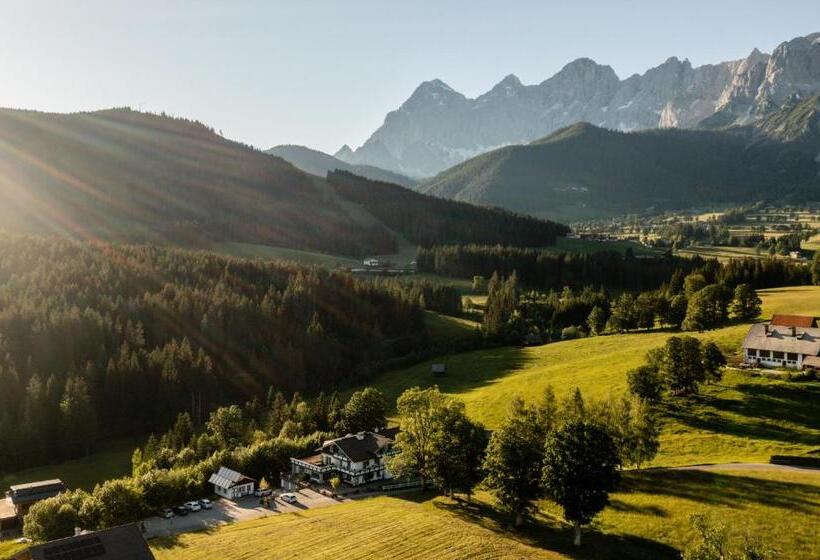 Landhaus & Ferienwohnungen Bergrast