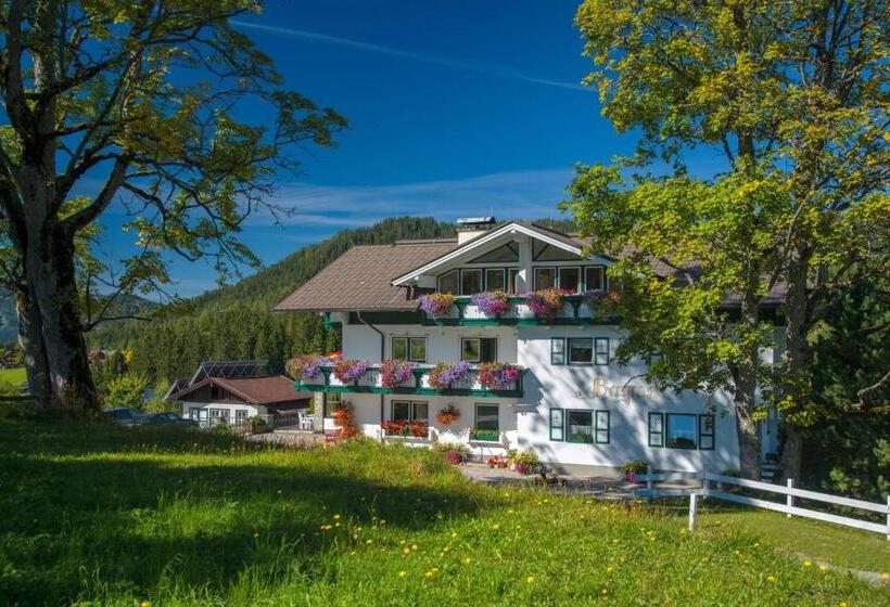 Landhaus & Ferienwohnungen Bergrast