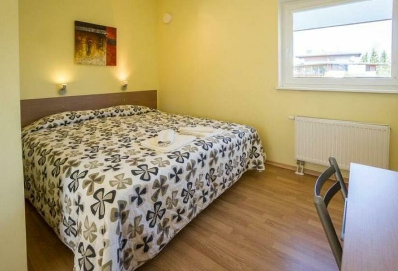 پانسیون Nuustaku Villa