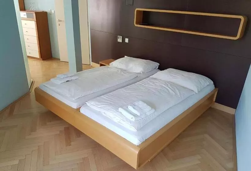 Majatalo Penzion Bránabeskyd