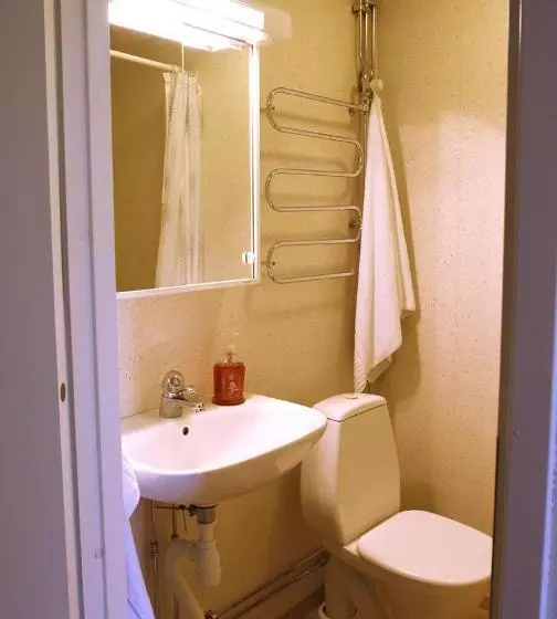 Karlshamn Vandrarhem Och Hotell