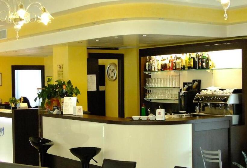 בית מלון כפרי Alveri