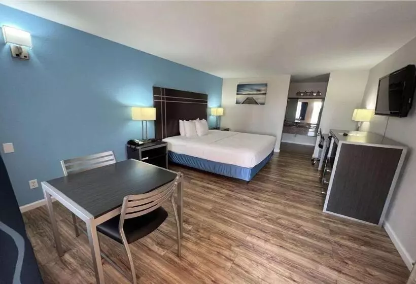 酒店 Days Inn By Wyndham Orange