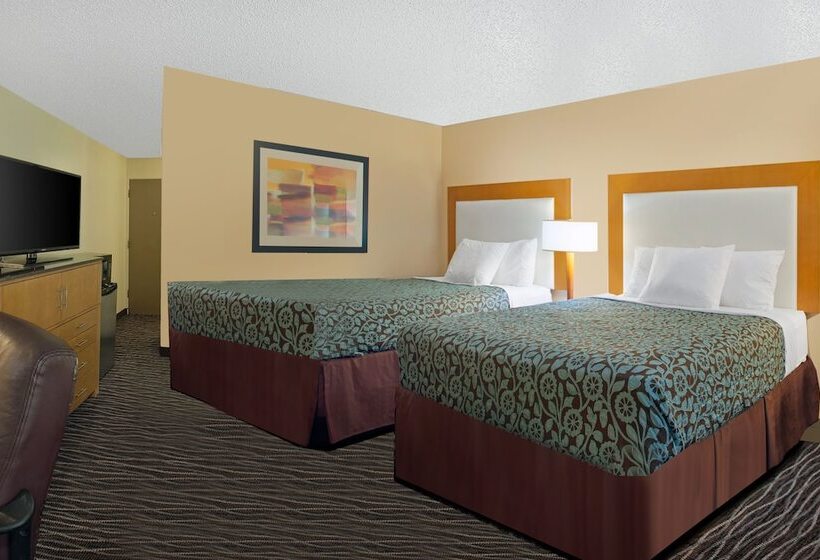 Отель Days Inn By Wyndham Yakima