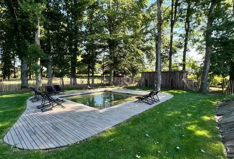 호텔 Domaine De Ronchinne Château Et Ecuries