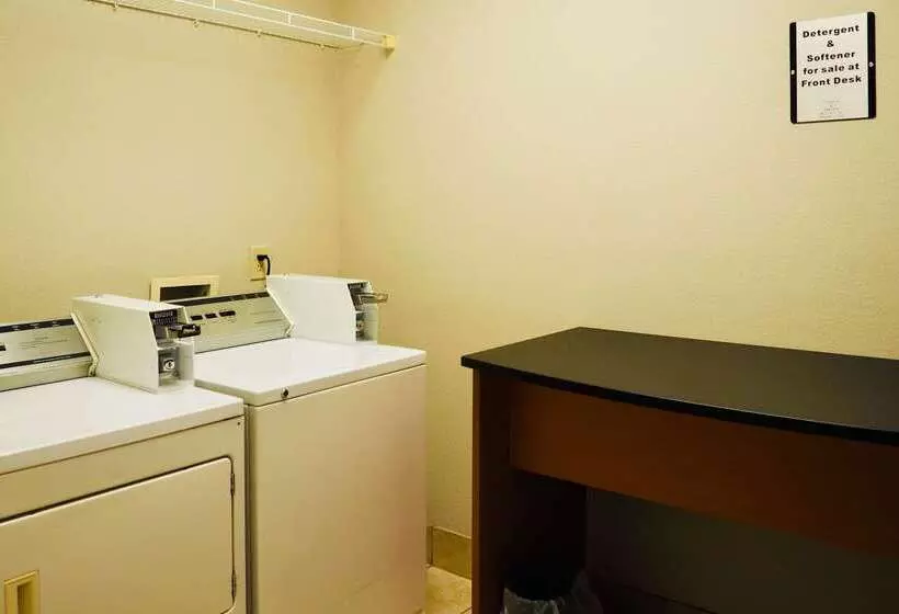 Отель Econo Lodge