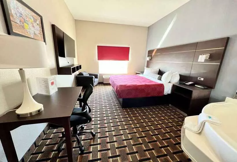 Отель Econo Lodge