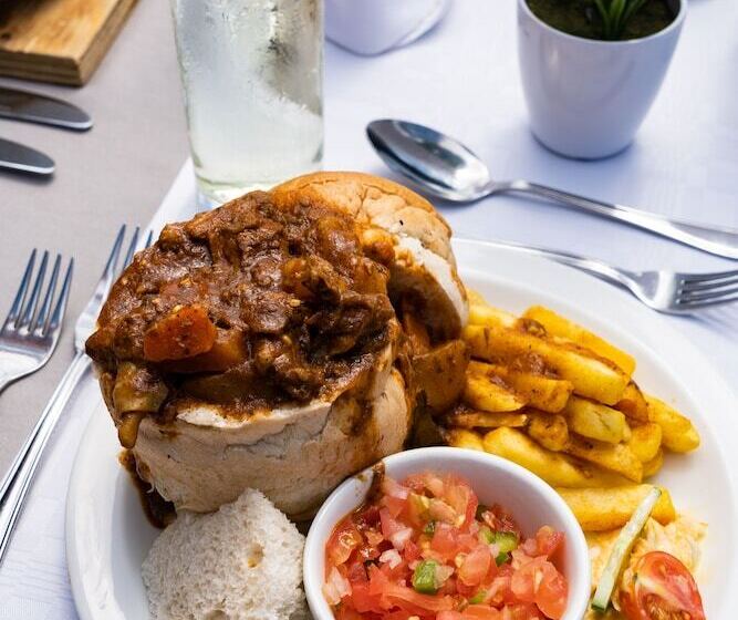 호텔 Gooderson Drakensberg Gardens Golf & Spa Resort