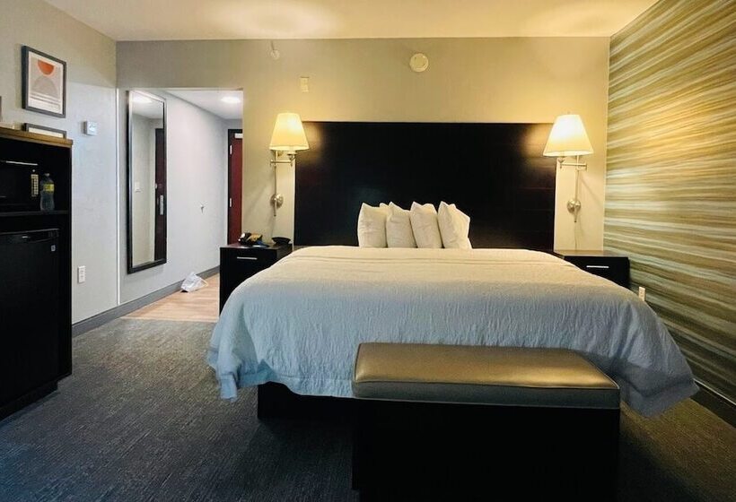 ホテル Hampton Inn Atlantacanton