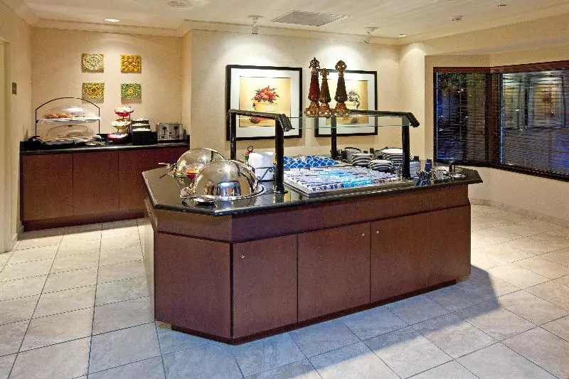 호텔 Staybridge Suites Indianapolis Downtown Convention Center, An Ihg
