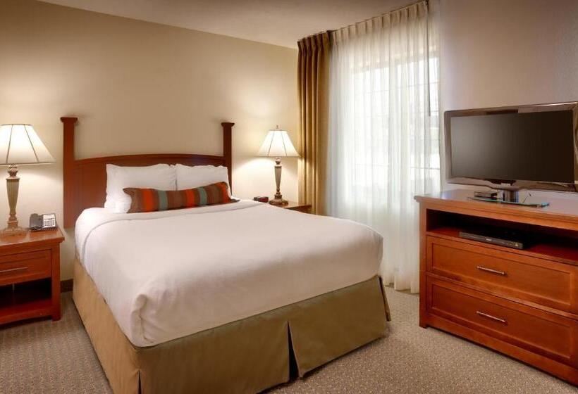 هتل Staybridge Suites Omaha 80th And Dodge, An Ihg