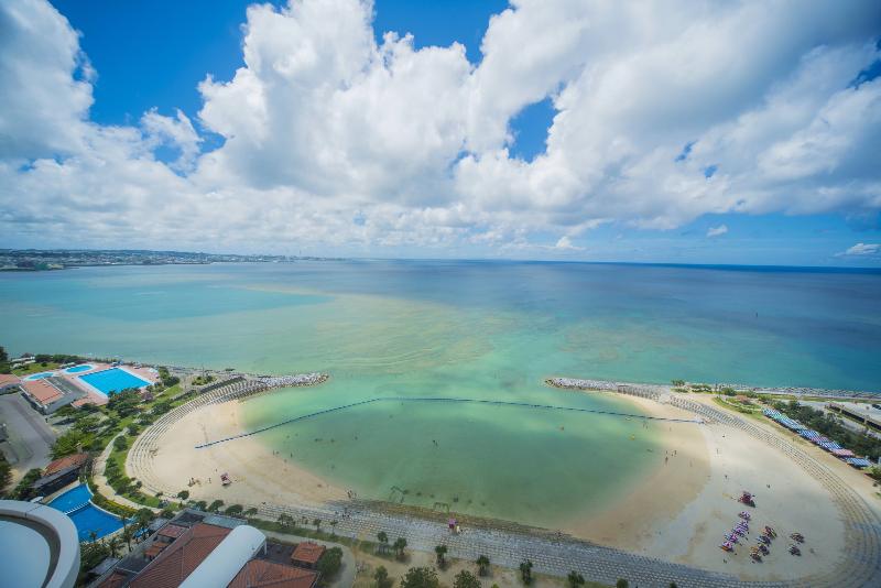 Hotel The Beach Tower Okinawa