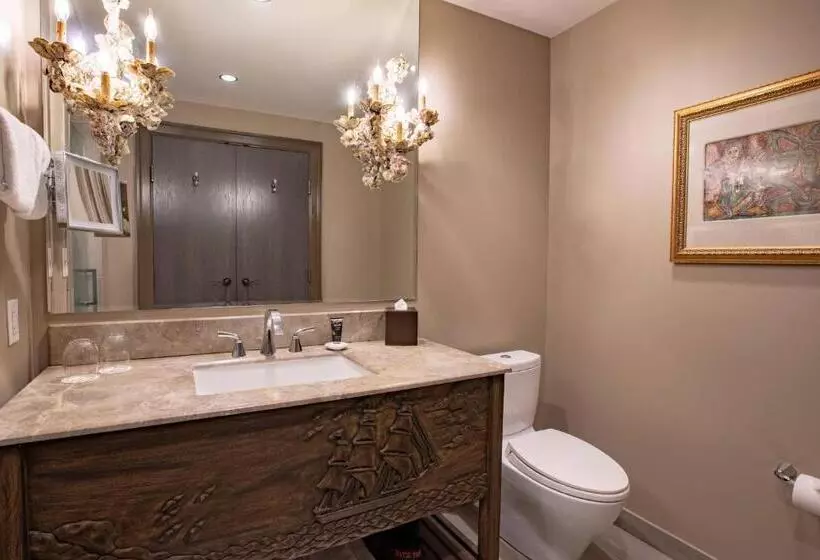 The Bohemian Hotel Savannah Riverfront, Autograph Collection