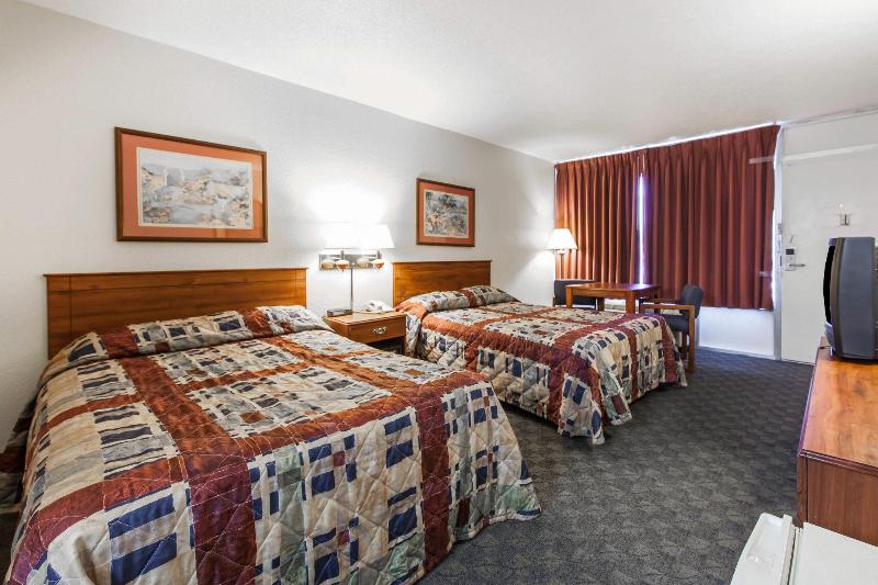 호텔 Travelodge By Wyndham Harriman