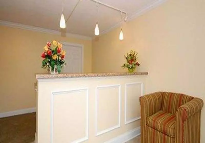 호텔 Travelodge By Wyndham Harriman