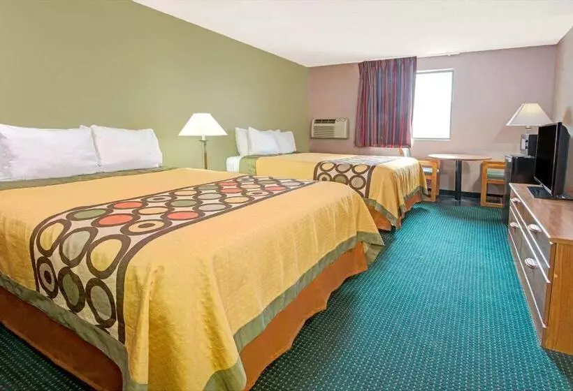 모텔 Super 8 By Wyndham Eureka/six Flags Nearby