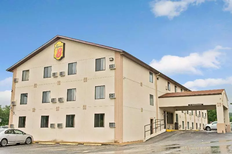 모텔 Super 8 By Wyndham Eureka/six Flags Nearby