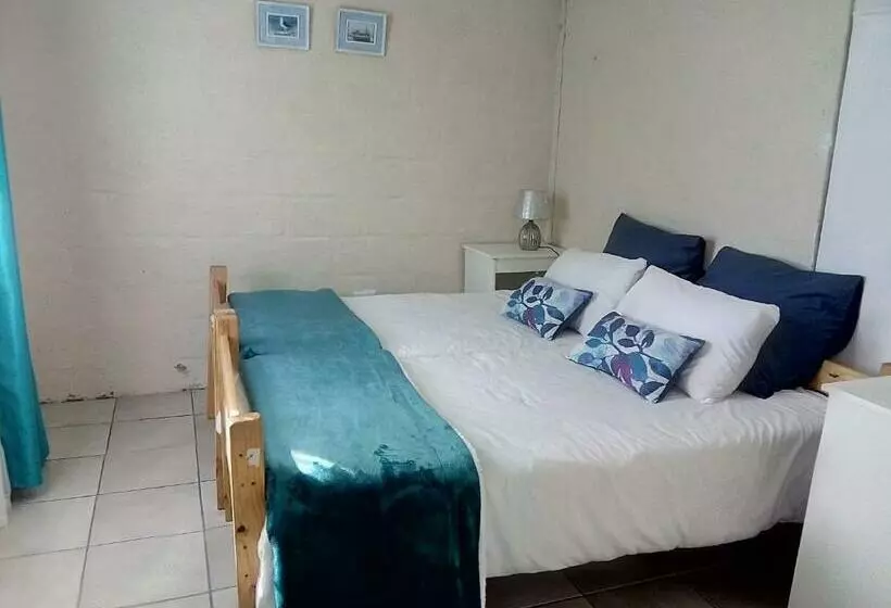 Aamiaismajoitus (B&B) Amelia's Cottage