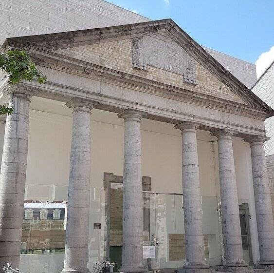 هتل Business Flats Leuven