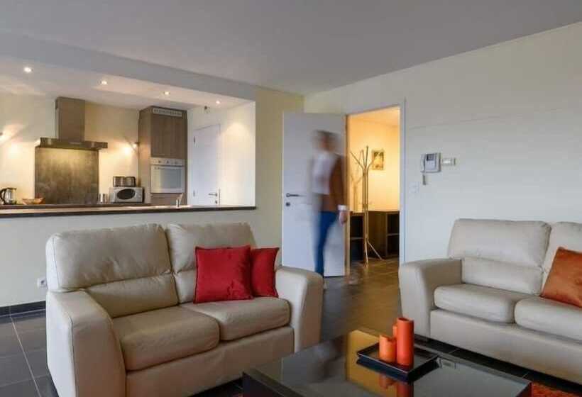 هتل Business Flats Leuven