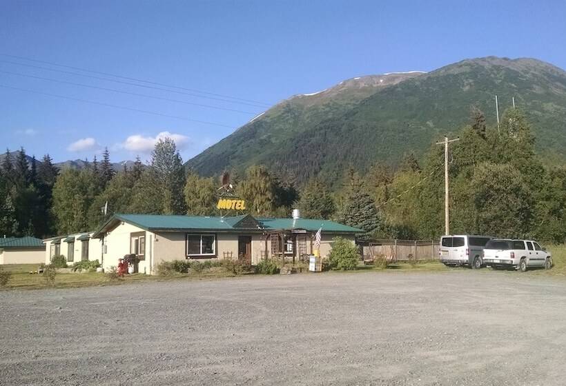 Bird Creek Motel