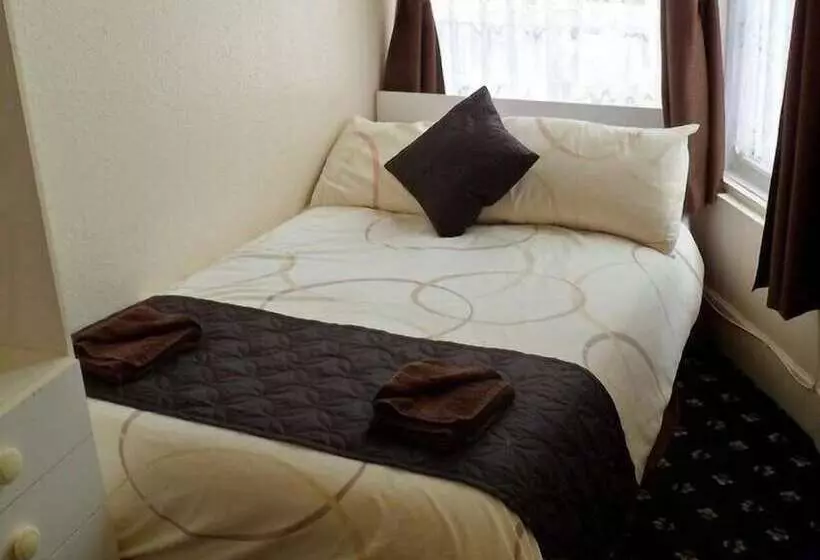 ホテル Ardwick House