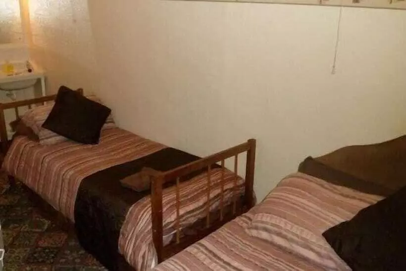 ホテル Ardwick House