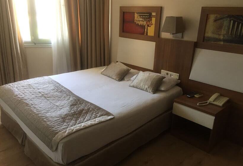 هتل Baylan İzmir
