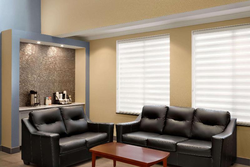 فندق Baymont By Wyndham Ft. Leonard/saint Robert