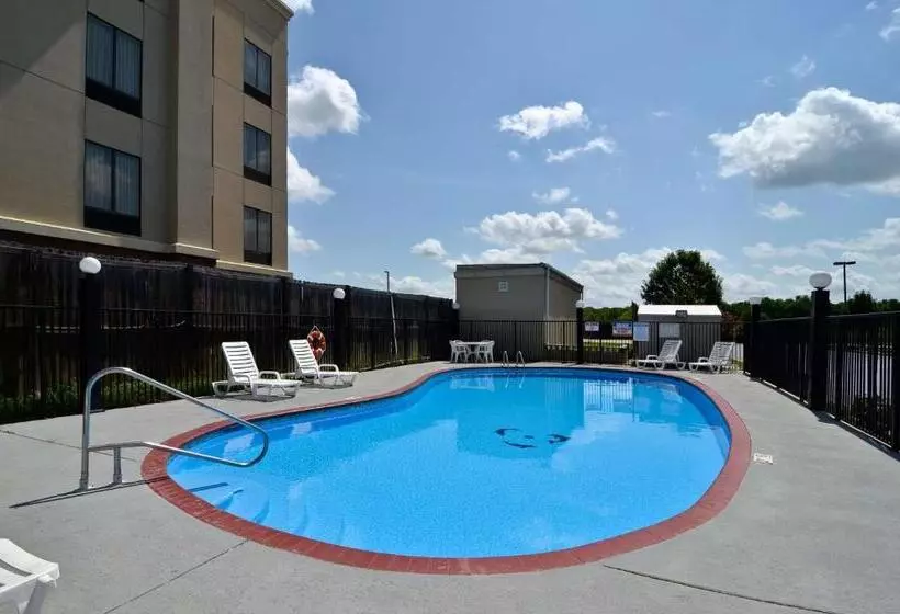 ホテル Best Western Canton Inn