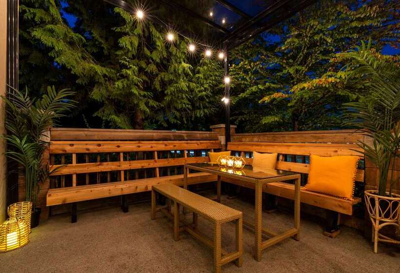 בית מלון כפרי Comfort Inn & Suites