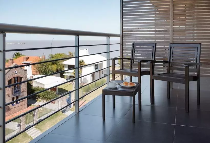 Отель Costa Colonia Riverside Boutique