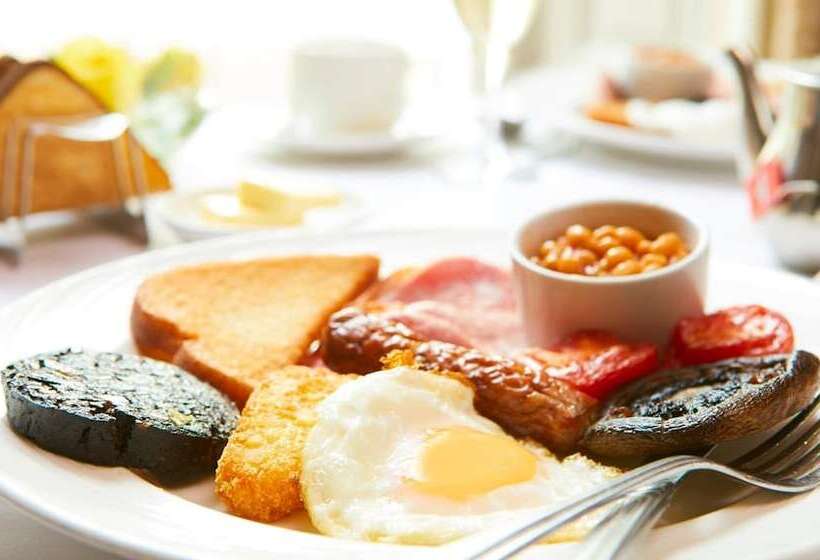 בית מלון כפרי Palm Court