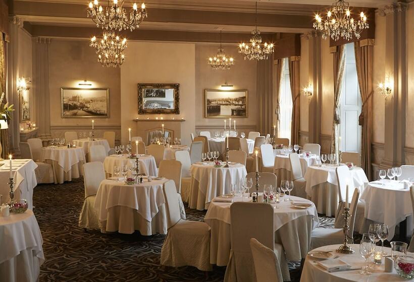 בית מלון כפרי Palm Court