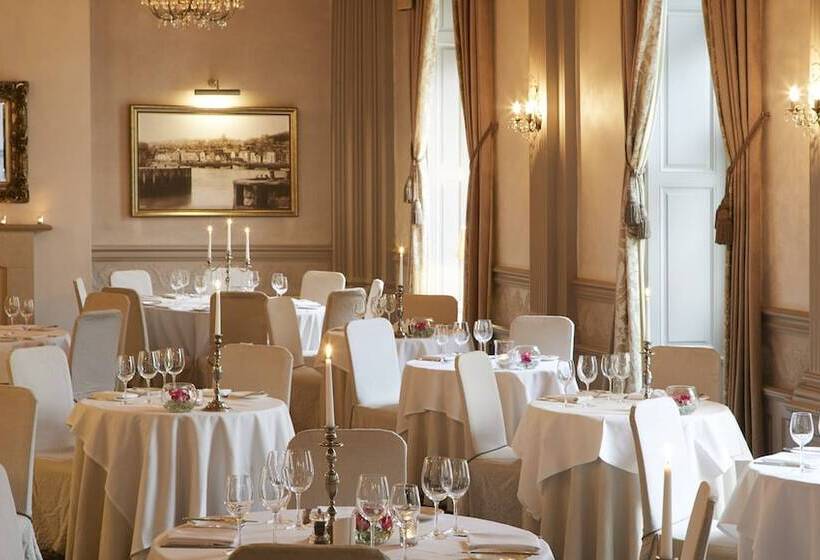 בית מלון כפרי Palm Court