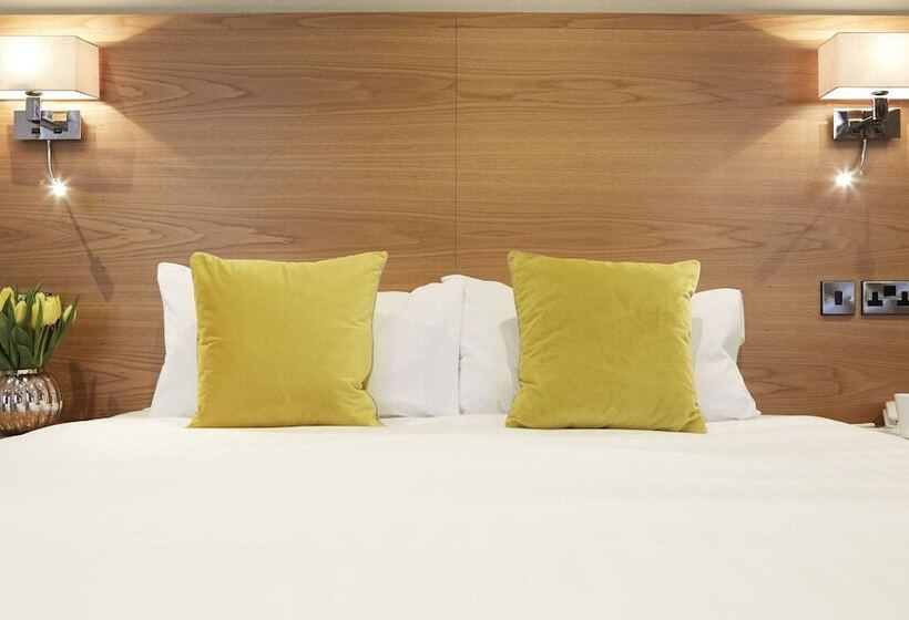 בית מלון כפרי Palm Court