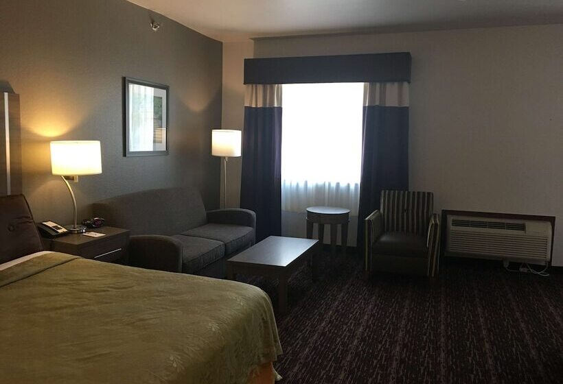 فندق Surestay Plus  By Best Western Edmond