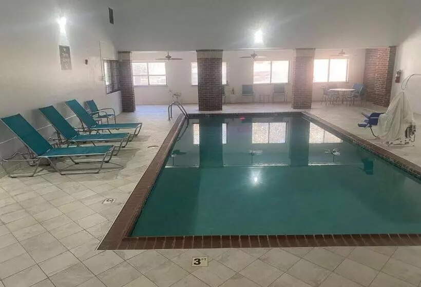 ホテル Surestay Plus By Best Western Edmond