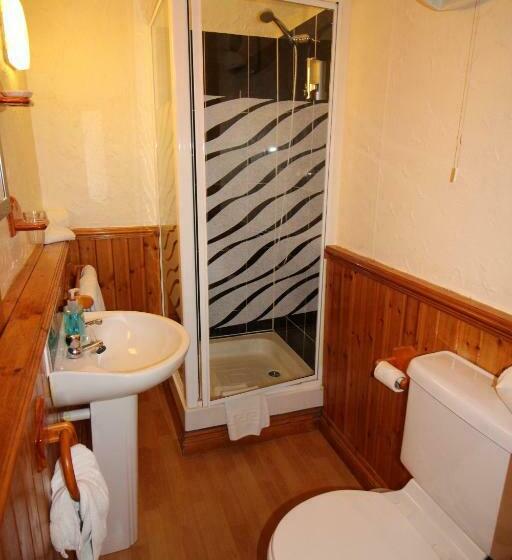 Hotel The West Bank Guest House